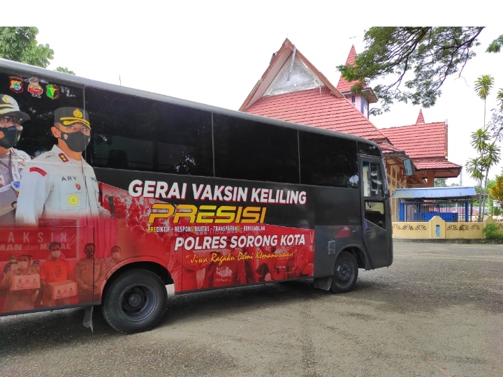 Gerai Vaksin Keliling Polres Sorong Kota Jangkau Warga Yang Belum Tervaksin