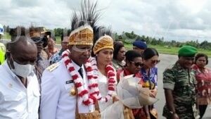 Pj Gubernur PPS Disambut Ribuan Rakyat Papua Selatan