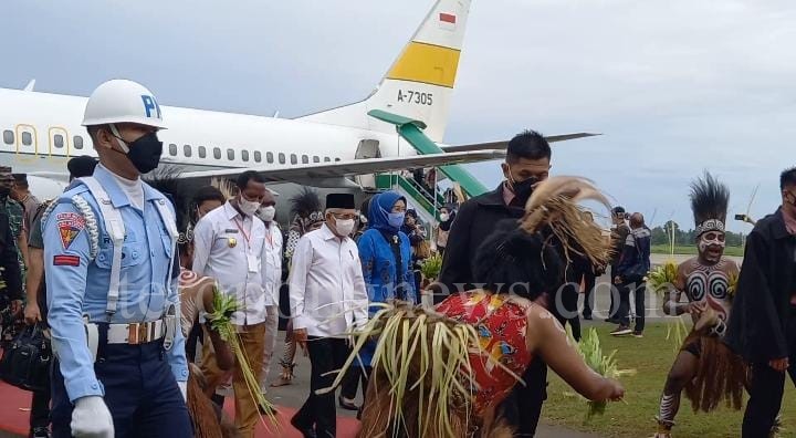 Wapres Ma’ruf Amin Tiba di Bandara Mopah Merauke