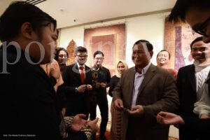 Datang ke Turkiye, Prabowo Temui Mahasiswa RI: Harus Optimistis dan Bangga