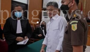 Tok! Hendra Kurniawan Divonis 3 Tahun Penjara