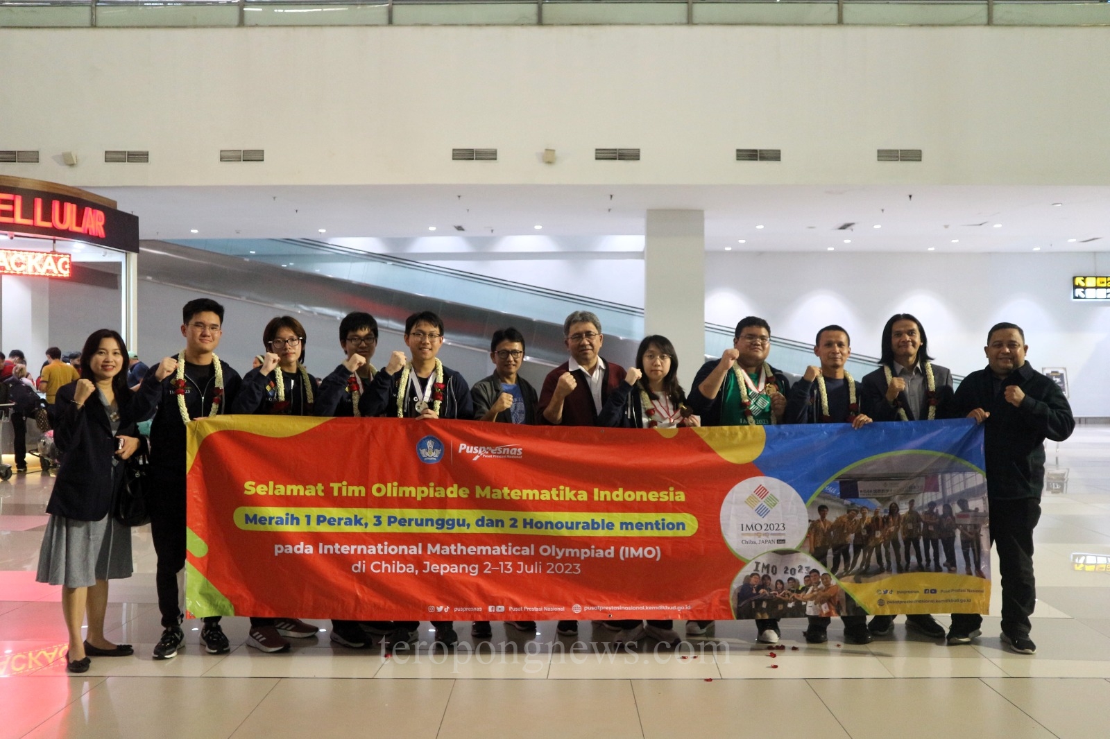 Prestasi Gemilang Tim Olimpiade Matematika Indonesia di IMO ke-64