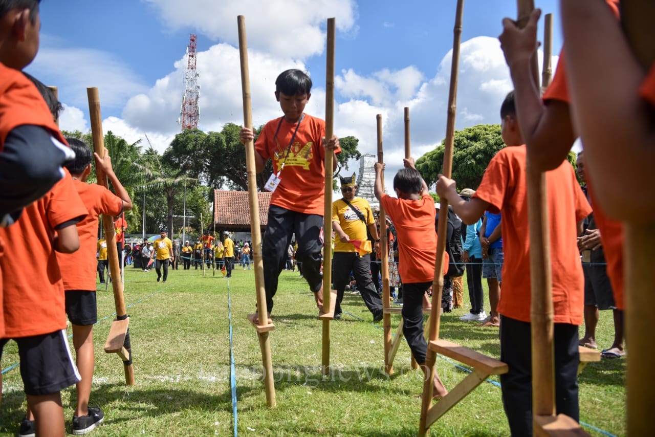Kemendikbudristek Gelar Festival Permainan Tradisional di Ujung Timur Pulau Jawa