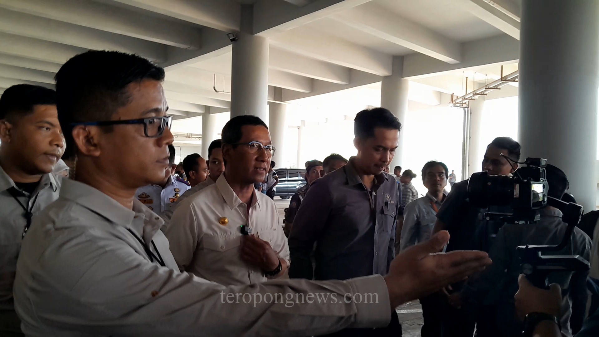 DPRD DKI Soroti Pengawal Pj Gubernur Heru yang Halangi Wartawan Saat Lakukan Wawancara