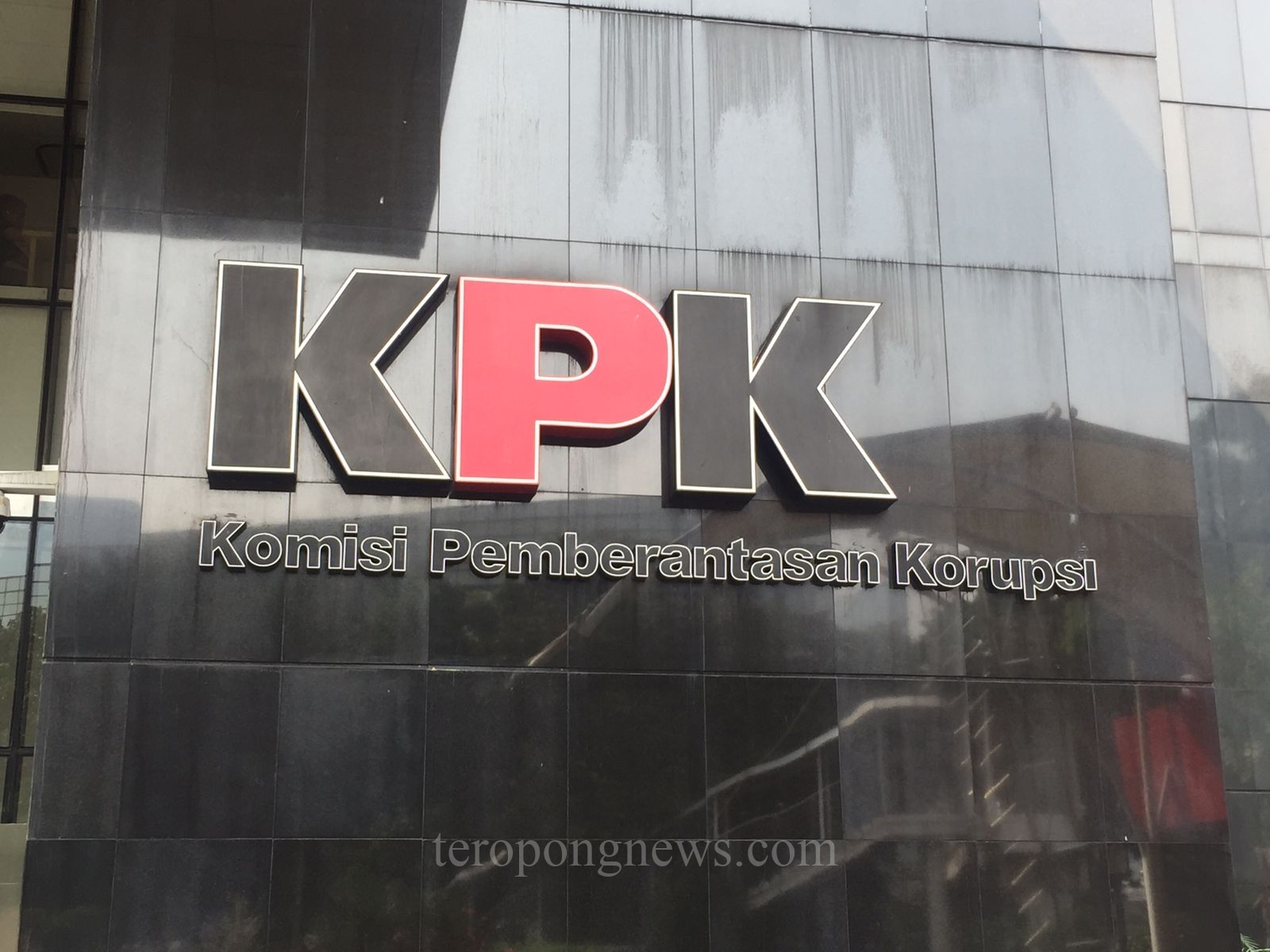 KPK Usut Dugaan Suap Izin Usaha Korupsi Eks Gubernur Maluku Utara