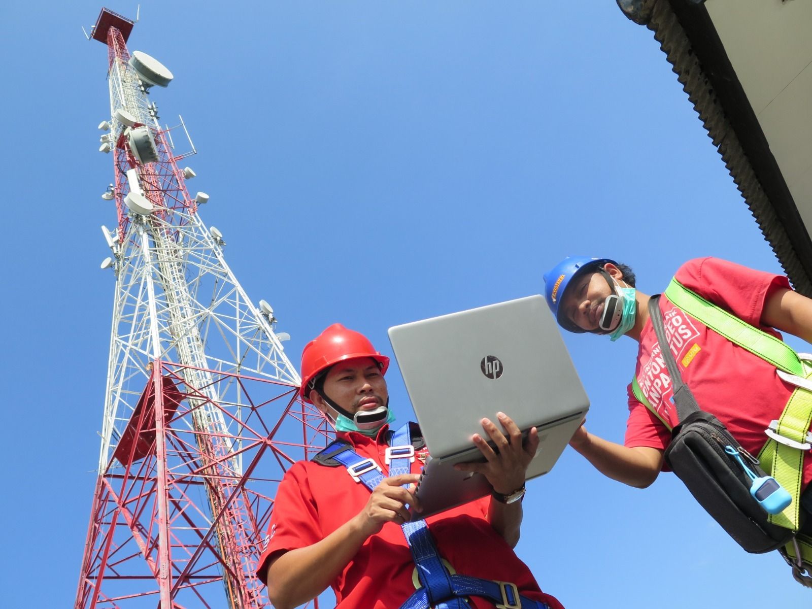 Perluas Jaringan, Telkomsel Bangun Ratusan BTS Baru di Papua dan Maluku