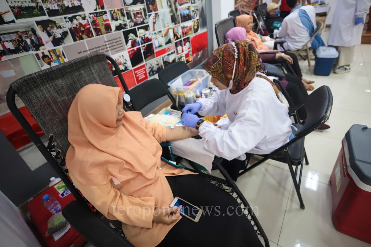 Jelang HUT ke-24, DWP Kota Bandung Gelar Donor Darah