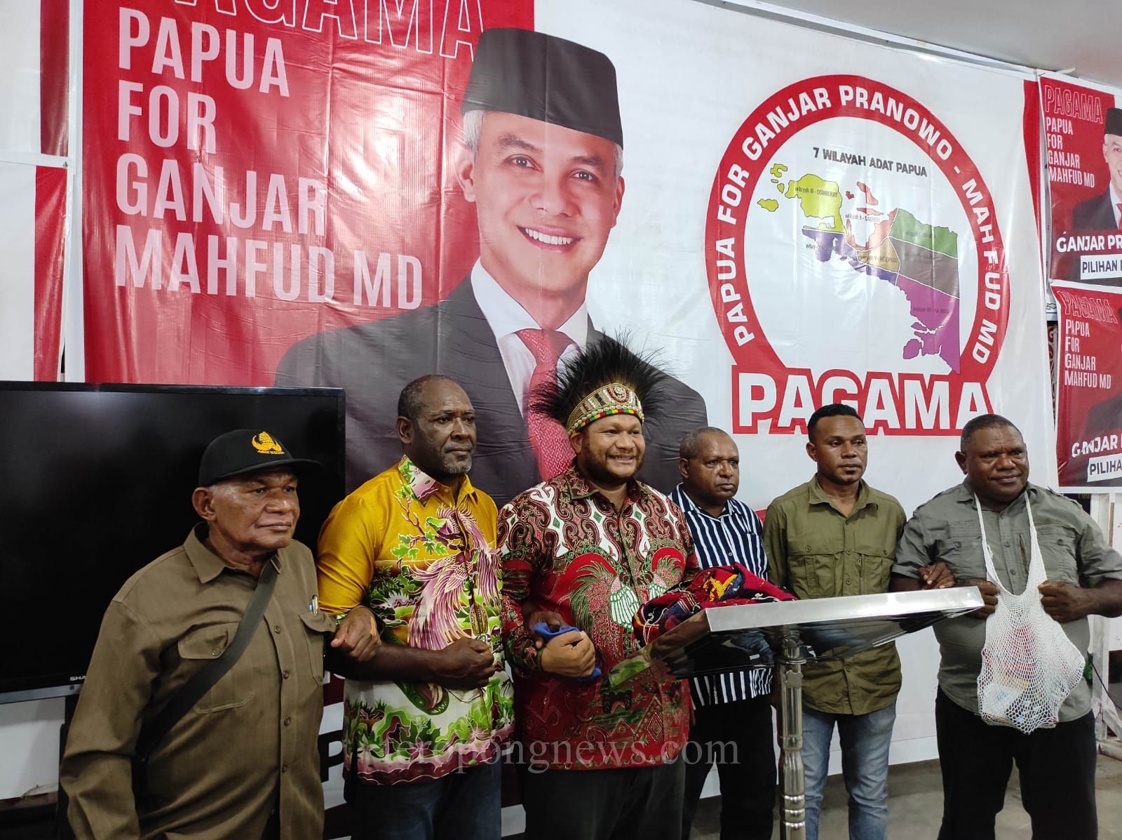 Relawan Papua For Ganjar-Mahfud MD Deklarasi Dukungan Pilpres 2024