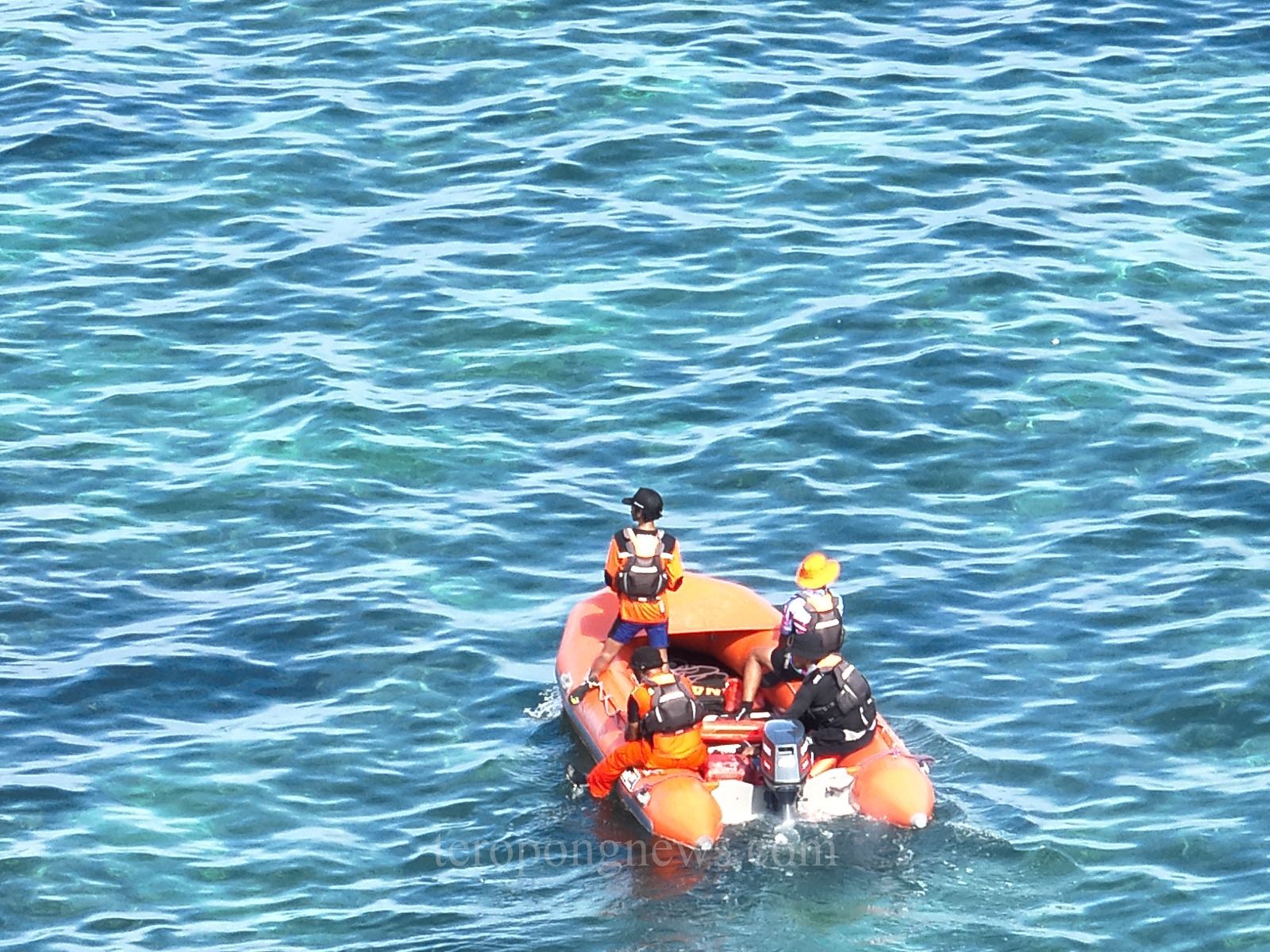 Sudah Dua Hari, Remaja Tenggelam di Pantai Alinda Sorong Belum Ditemukan