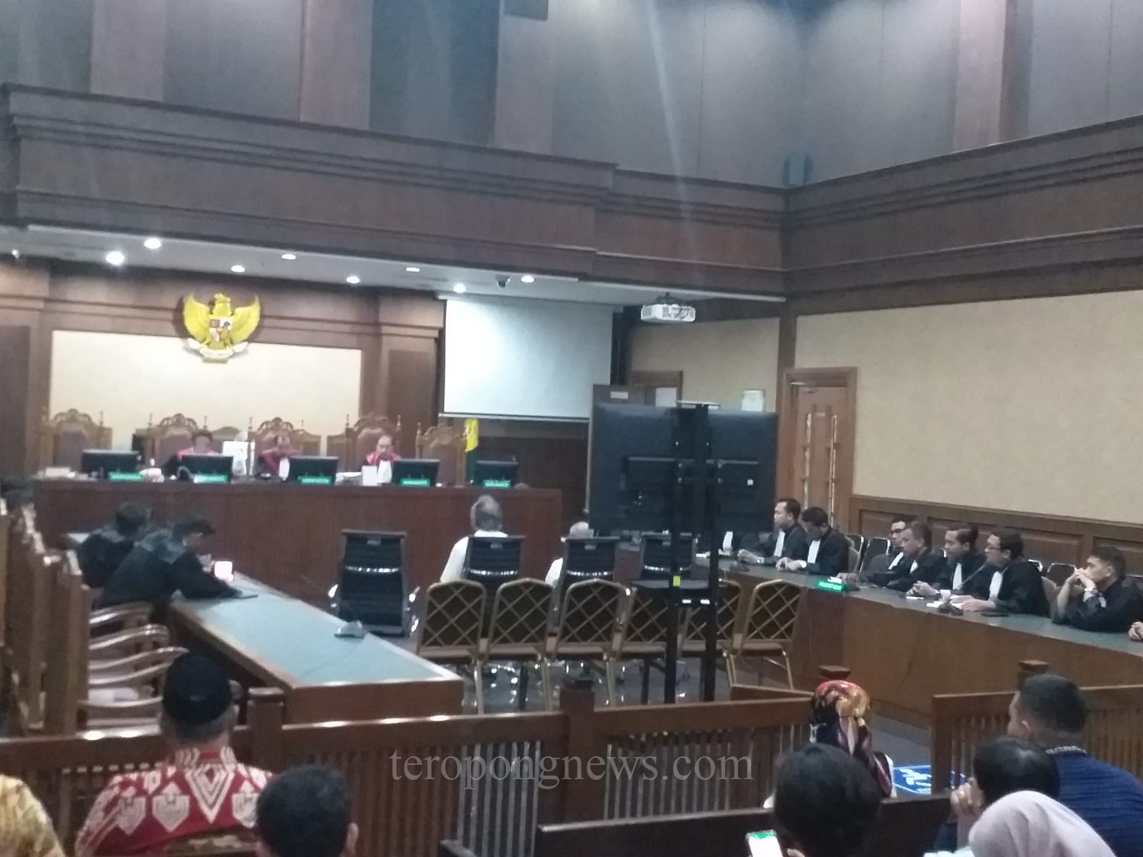 Kasus Korupsi Ore Nikel, Majelis Hakim Tipikor Jakarta Tolak Eksepsi Kuasa Hukum
