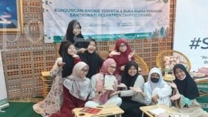 Angkie Yudistia Beri Motivasi Santriwati Disabilitas