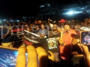 Fopera dan Forum Lintas Suku Demo KPU PBD Tuntut C1 Plano Dihitung Ulang