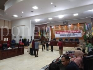 Pemprov Maluku Serahkan Dokumen LKPJ Gubernur ke DPRD