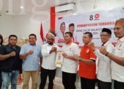 Kader Partai NasDem, Auguste CR Sagrim Resmi Daftar Calon Wali Kota Sorong Melalui Partai PKS