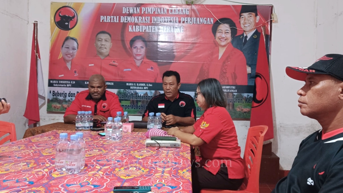 Keterangan pers Tim Pelaksana DPC PDIP Merauke terkait pendaftaran Bacalon Bupati dan Wakil Bupati Merauke. Foto-Getty/TN