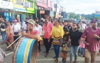Isu Setahun Dijawab Elisa Kambu Setengah Hari, Empat Parpol Langsung Dilamar Menuju Pilkada Papua Barat Daya