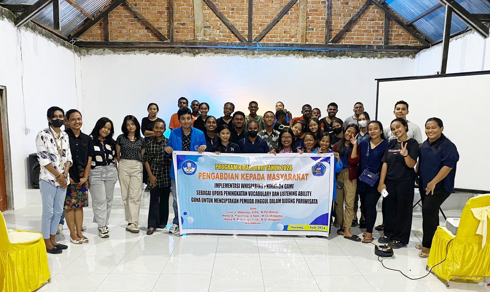 Foto bersama usai kegiatan PKM Implementasi Whispering Animation Game dengan mitra Pemuda GSJA Bukit Hermon. Foto : TN/Istimewa