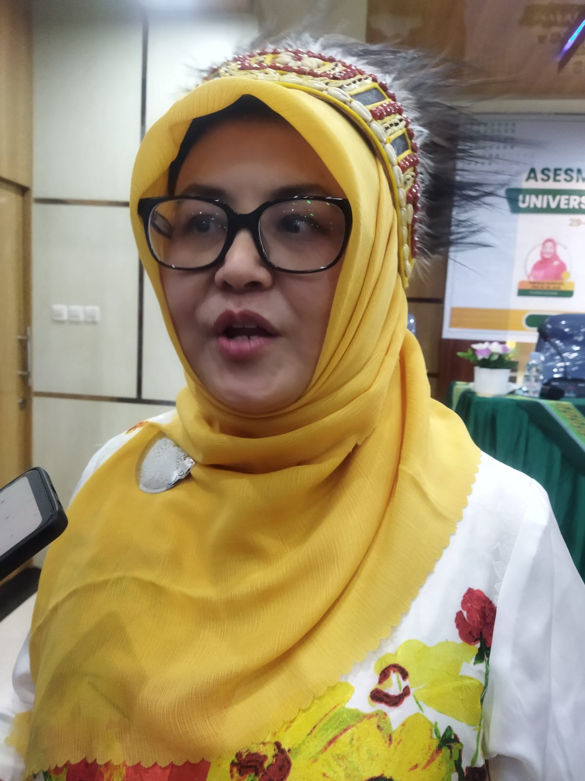 Guru Besar Fakultas Ekonomi Bisnis Universitas Hasanuddin Makassar , Prof Indrianty Sudirman